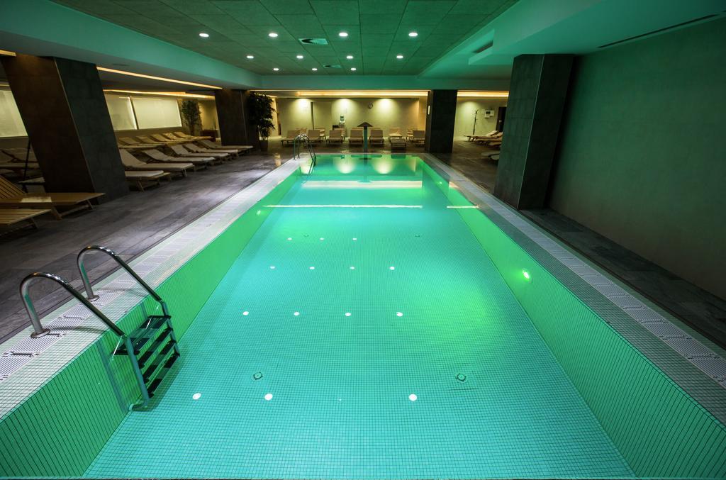 Hotel Stara Planina Custica ภายนอก รูปภาพ
