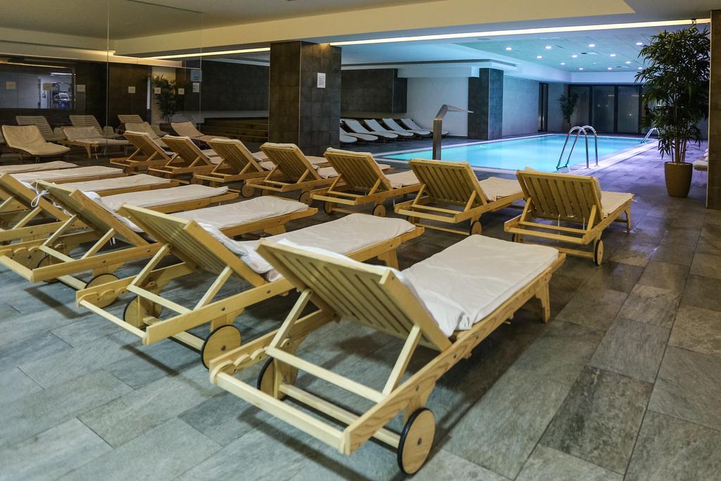 Hotel Stara Planina Custica ภายนอก รูปภาพ