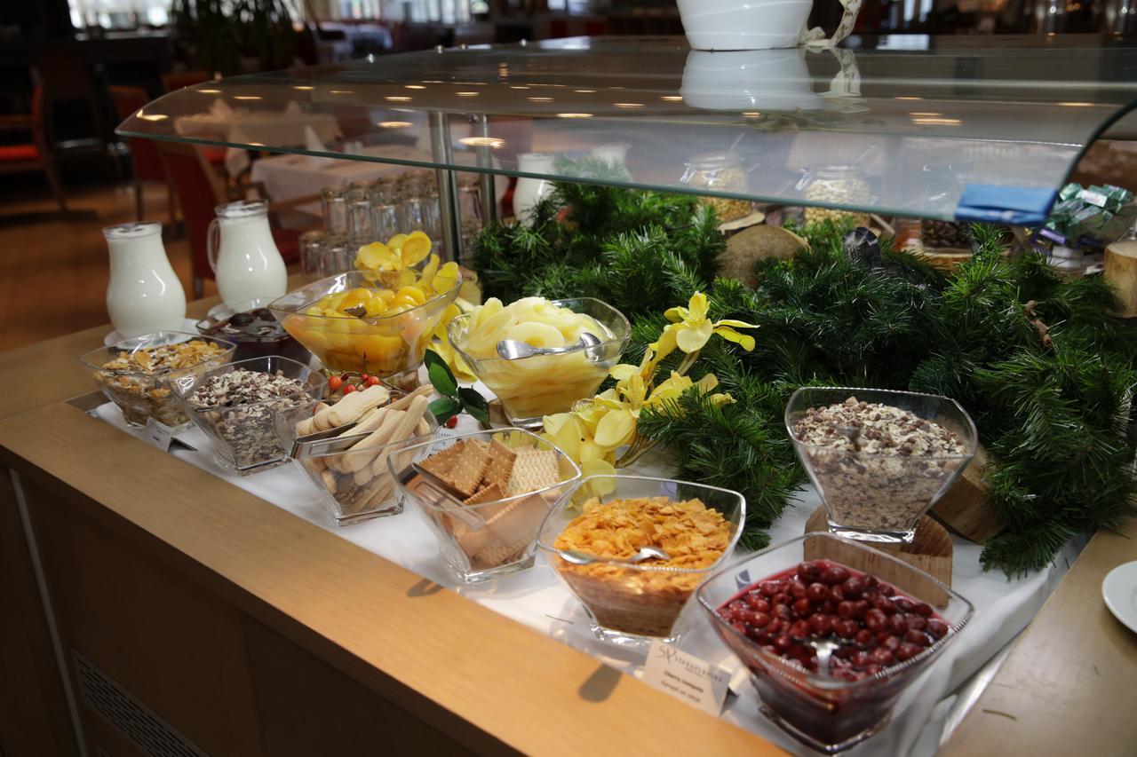 Hotel Stara Planina Custica ภายนอก รูปภาพ